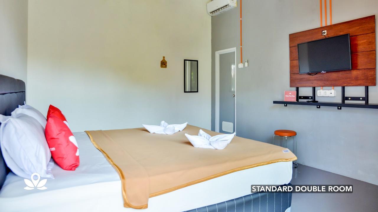 Ndalem Sorogenen Guesthouse Yogyakarta Luaran gambar
