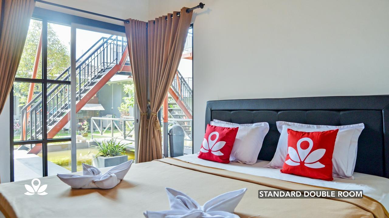 Ndalem Sorogenen Guesthouse Yogyakarta Luaran gambar