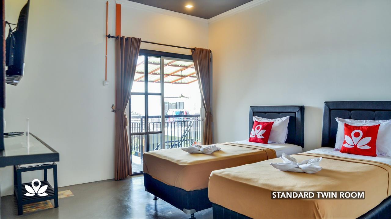 Ndalem Sorogenen Guesthouse Yogyakarta Luaran gambar