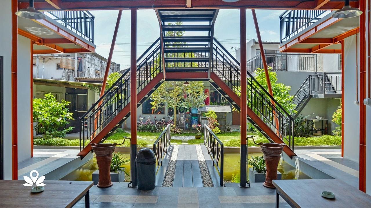Ndalem Sorogenen Guesthouse Yogyakarta Luaran gambar